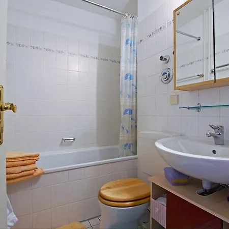 Privatapartment Lez West Apartment